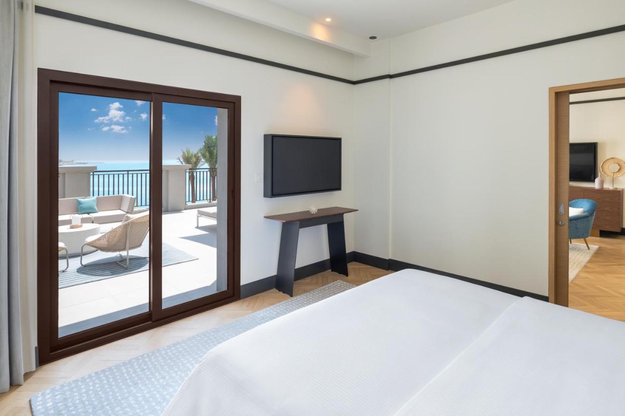 Vida Beach Resort Umm Al Quwain Zewnętrze zdjęcie A bedroom at the hotel